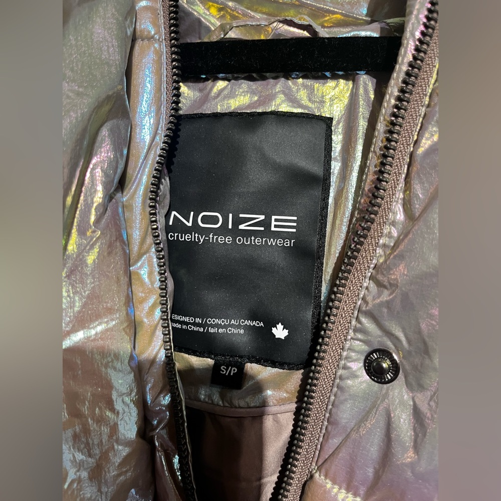 Noize Iridescent Puffer Jacket - Picture 9 of 16